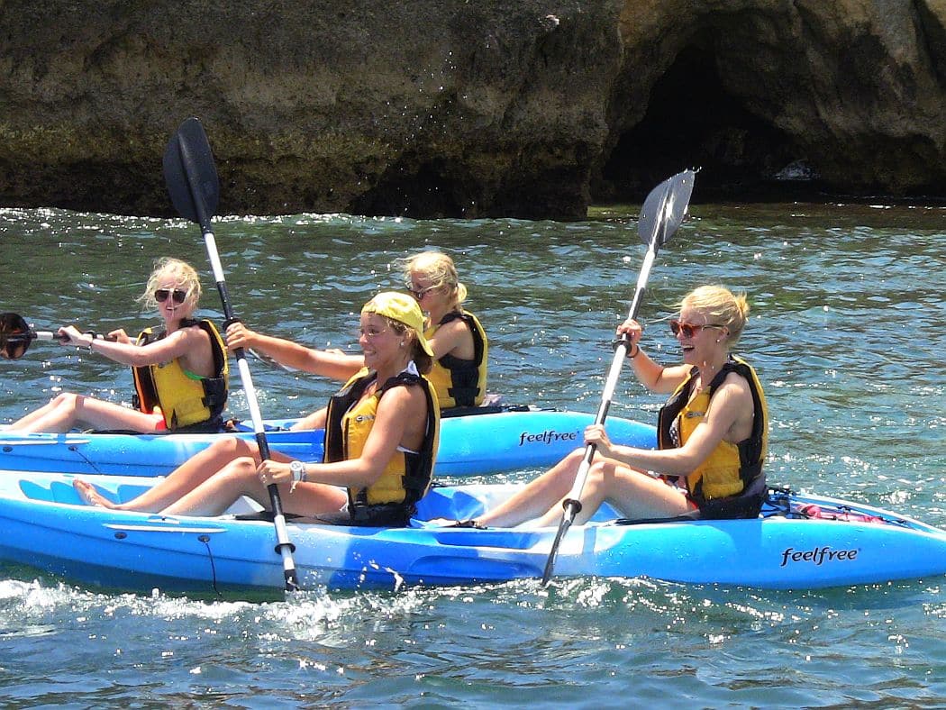couples having fun on the kayak tours in lagos portugal